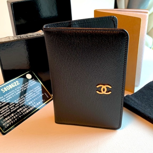 CHANEL Black Leather Agenda or Credit Card Case w/ Gold CC Logo New w/ Tags 🖤 - Picture 1 of 16